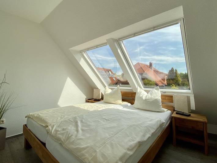 Ganze Wohnung, Dat Ferienhus Norddeich: Moderne Og-Wohnung mit Süd-West Balkon in Norddeich, Norden und Umgebung