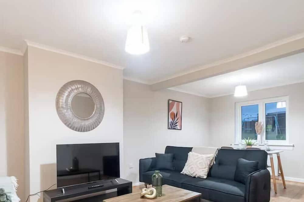 Ganze Wohnung, Apartment-Eigenes Badezimmer in Renfrewshire