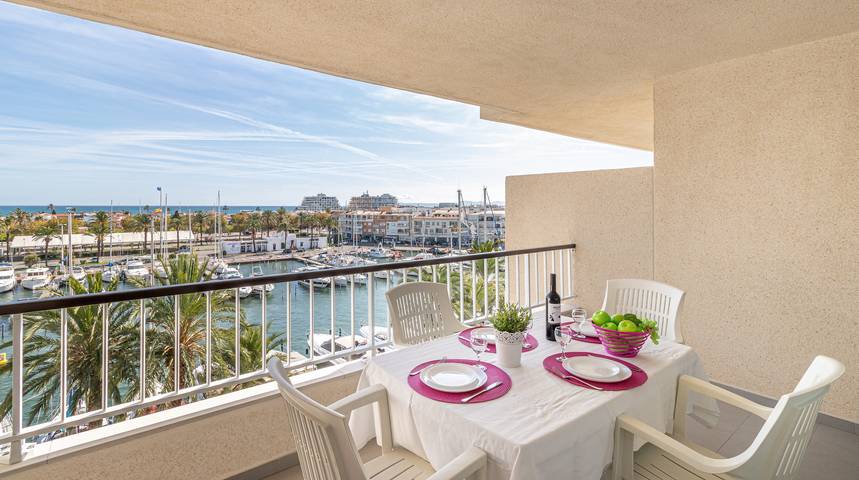 Appartamento per 5 persone, con Terrazza a Empuriabrava
