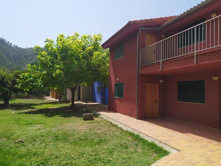 Hostal para 8 personas, con Jardín y Vistas en Sot de Chera
