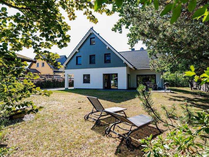Ferienhaus für 12 Personen, mit Terrasse und Garten sowie Sauna in Koserow - 2