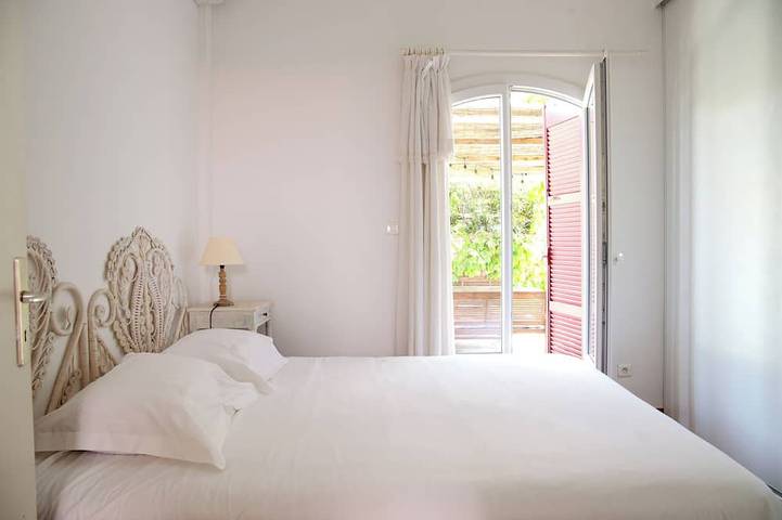 Location de vacances pour 8 personnes, avec jardin et terrasse à Pietrosella - 2