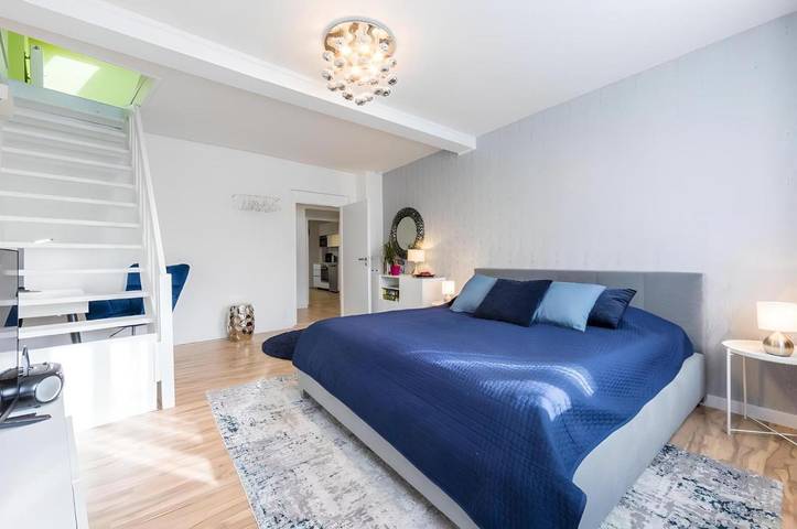 Ferienwohnung für 4 Personen, mit Ausblick, kinderfreundlich in Karlsbad