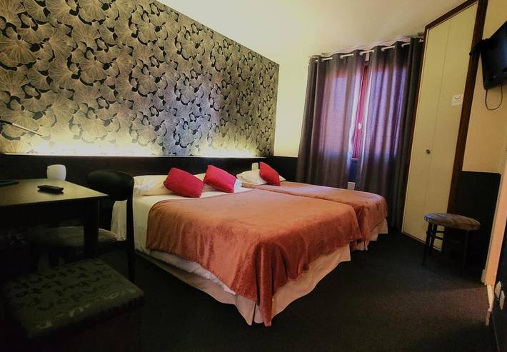 Hôtel pour 4 personnes, avec jardin à Digoin - 2