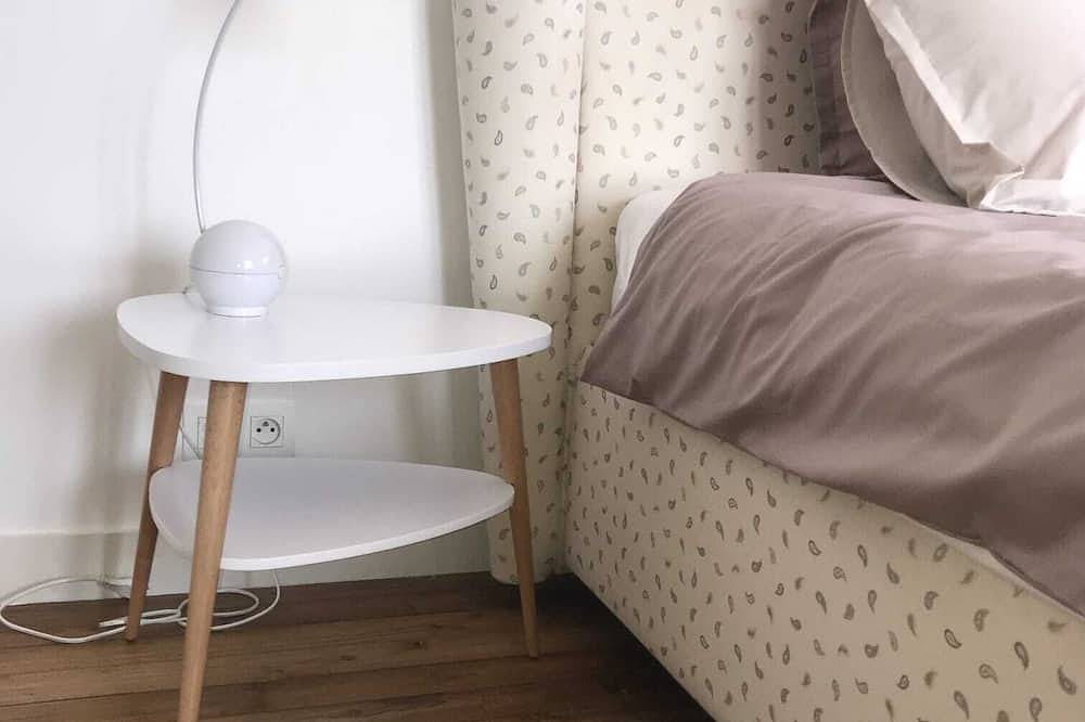 Havre de Paix les Pieds Dans L'eau in Locoal-Mendon, Côte des Mégalithes