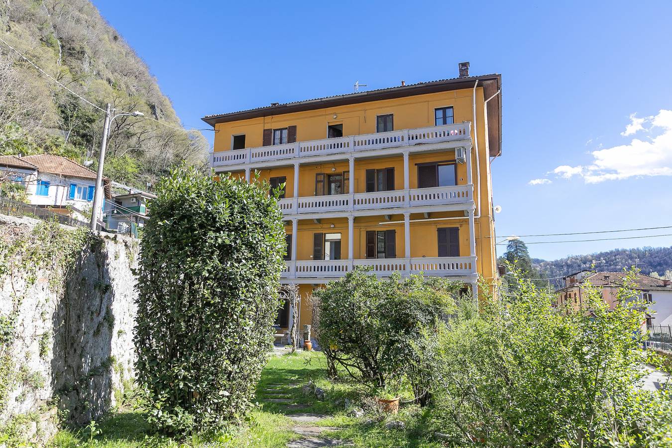 Ganze Wohnung, Patty New Apartment in Laveno Center in Laveno, Laveno-Mombello