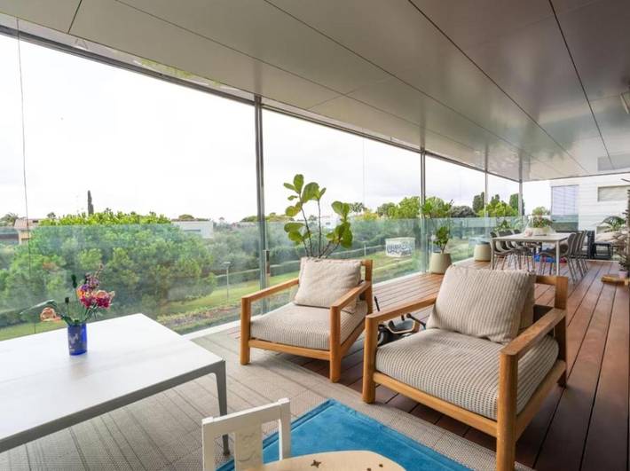 Chalet für 10 Personen, mit Terrasse und Pool - 1