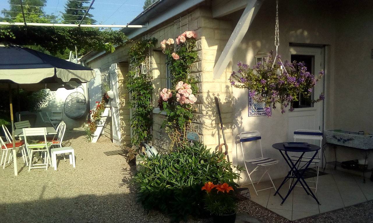 Marso - Chambre bleue ardoise in Chaumousey, Épinal en omgeving