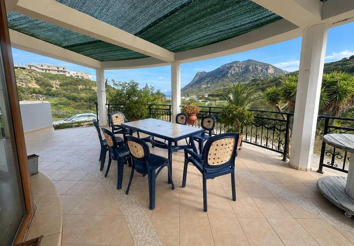 Villa voor 6 personen, with Balkon and Terras as well as Tuin and Uitzicht op Kos