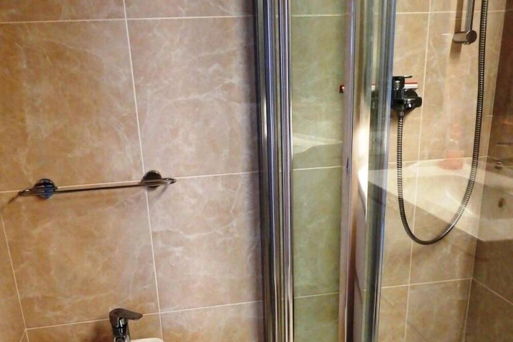 Ganze Wohnung, The enchantment of the sea, all day long in Le Trayas, Saint-Raphaël