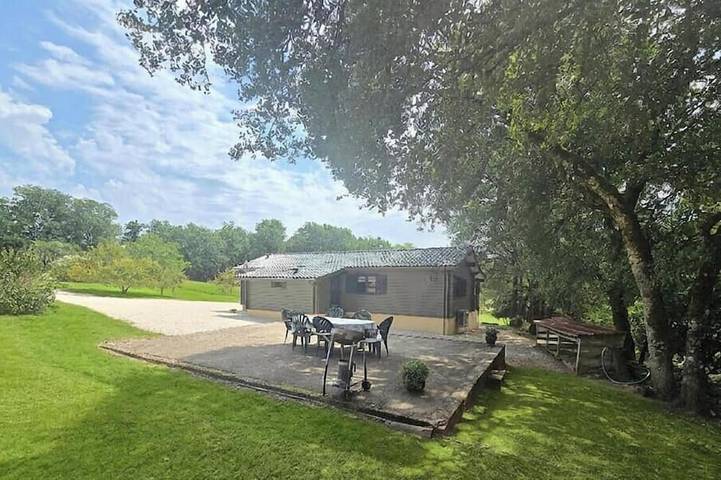 Gîte pour 4 personnes, avec Balcon et Jardin