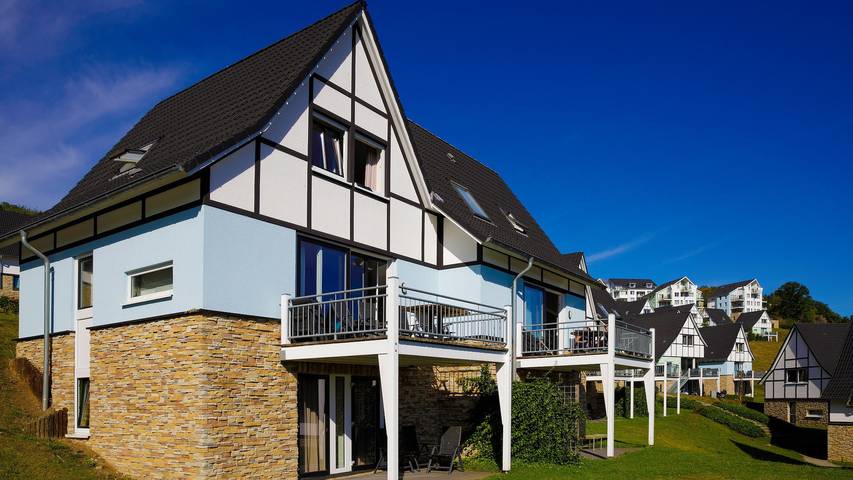 Villa für 8 Personen, mit Terrasse und Sauna sowie Whirlpool in Heimbach