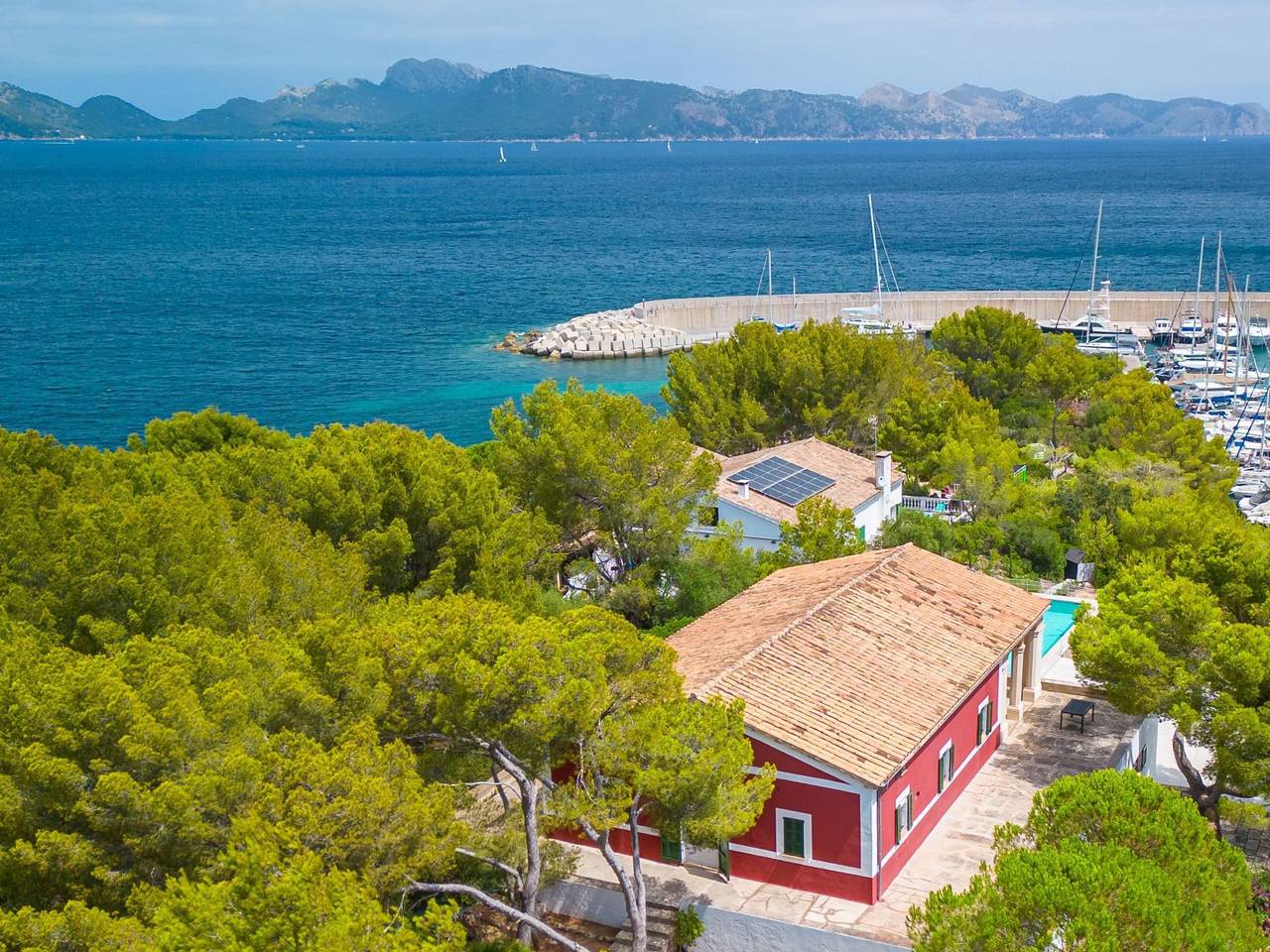 Beeindruckende Villa mit Meerblick und Schwimmbad in Bonaire, Alcúdia
