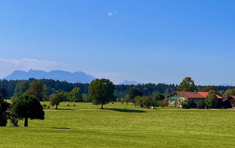 Ferienwohnung für 6 Personen, mit Balkon und Terrasse sowie Garten in Breitbrunn am Chiemsee