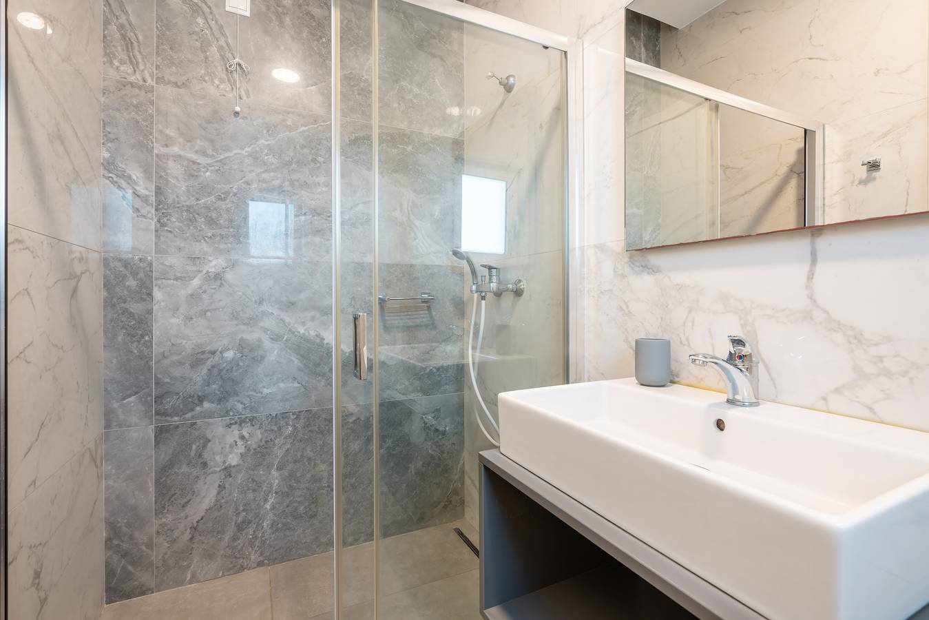 Appartement 'Tesoro Del Mare met Uitzicht op Zee 3' met Uitzicht op Zee, Privéterras en Wifi, foto 6