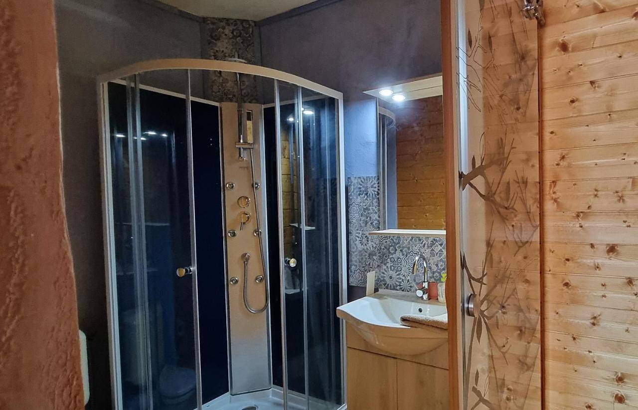 Appartement entier, One-Bedroom Apartment in Beaumont (Puy-de-Dôme), Parc naturel régional des Volcans d'Auvergne