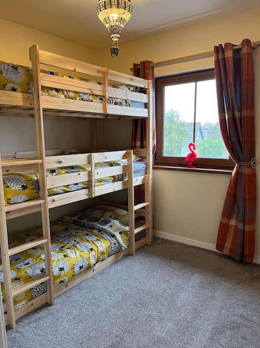 Entire apartment, Two-Bedroom Apartment in Newcastle (County Down), County Down