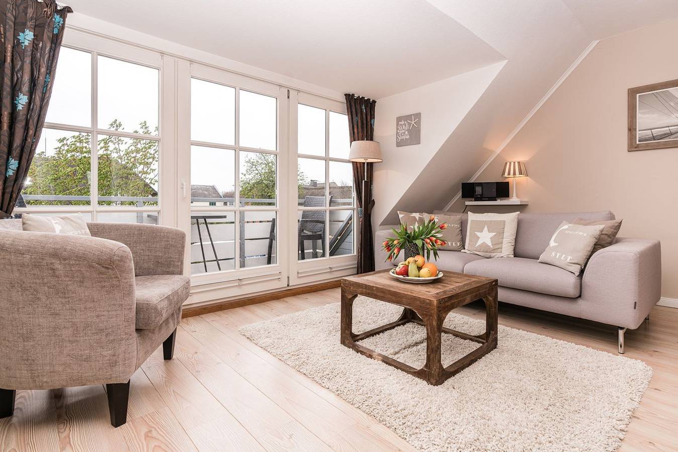 Ganze Wohnung, Wunderschöne Ferienwohnung mit Sauna, Indoor-Pool und Fitnessraum in Keitum in Keitum, Sylt (Gemeinde)