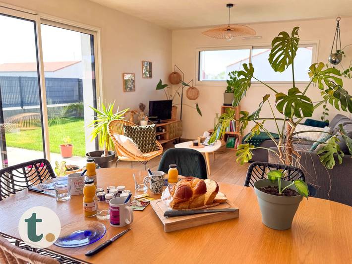 Location de vacances pour 3 personnes, avec jardin, adapté aux familles à Saint-Malô-du-Bois - 3