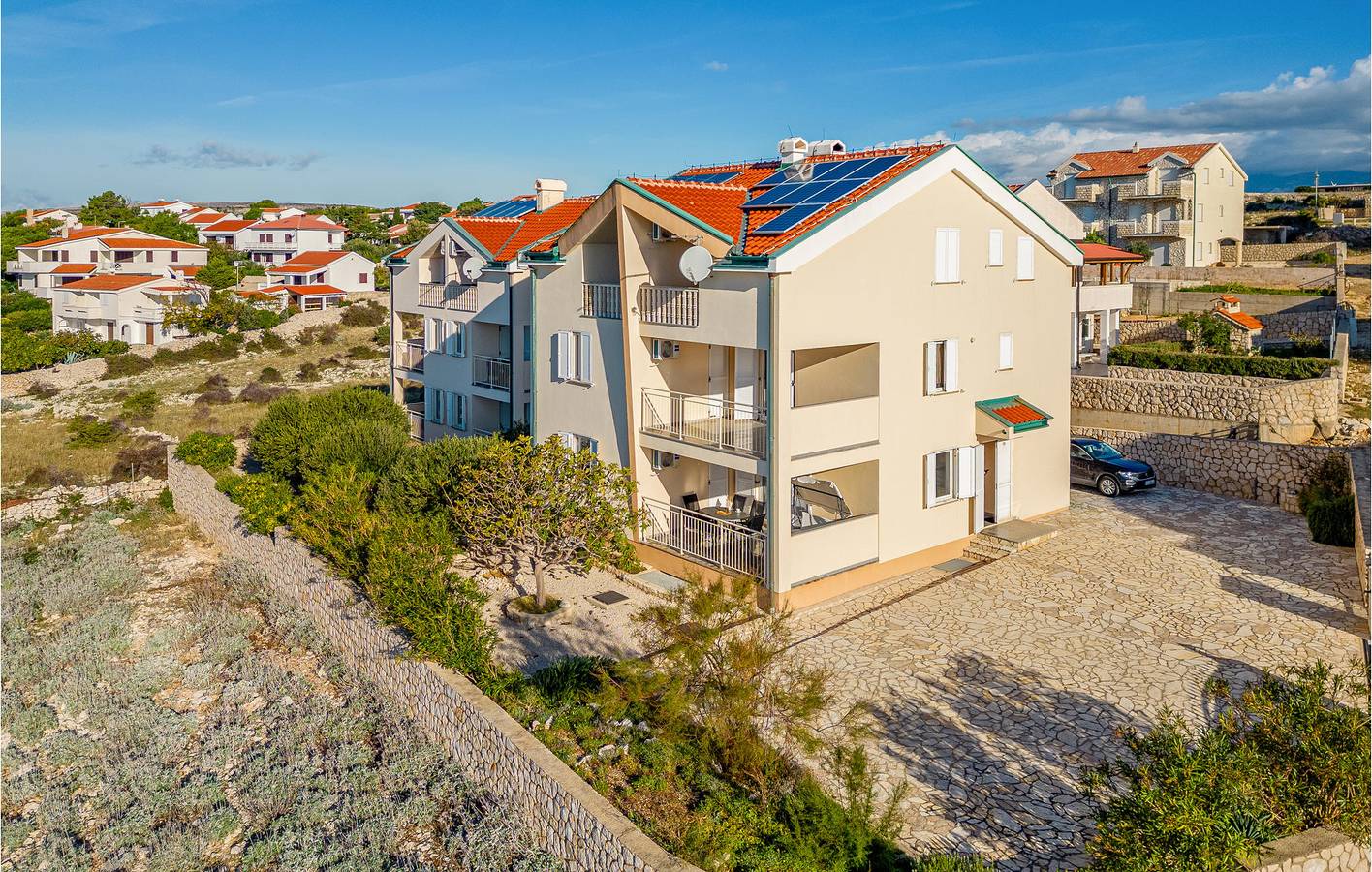 Cały apartament wypoczynkowy, Apartament wakacyjny dla 5 osób z taras in Pag, Pag (Wyspa)