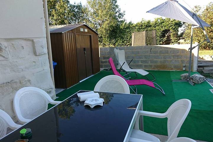 Location de vacances pour 4 personnes, avec terrasse et jardin à Thénac (Charente-Maritime)