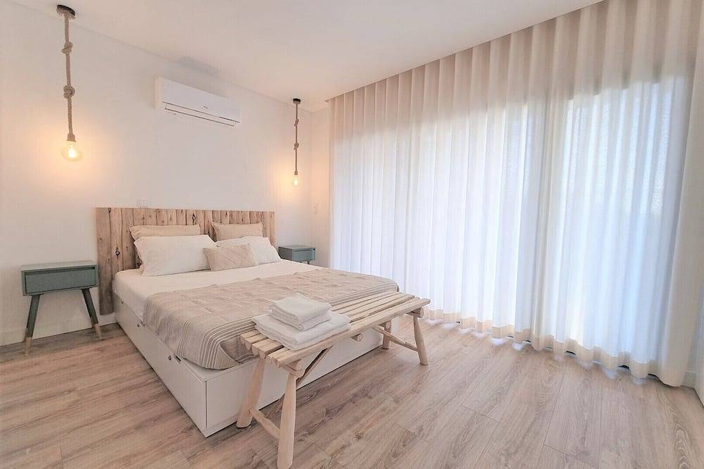 Sunset Villa in Meco w/ private pool near beach in Praia do Meco, Sesimbra (Castelo)