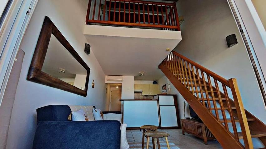 Gîte pour 3 personnes, avec balcon et vue dans Plage des Roches Noires - 2