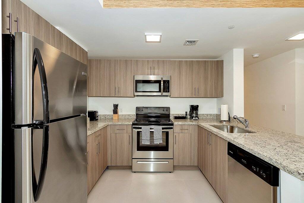 Minutes from Miracle Mile | Roami at Grove 27 in Miami, Florida
