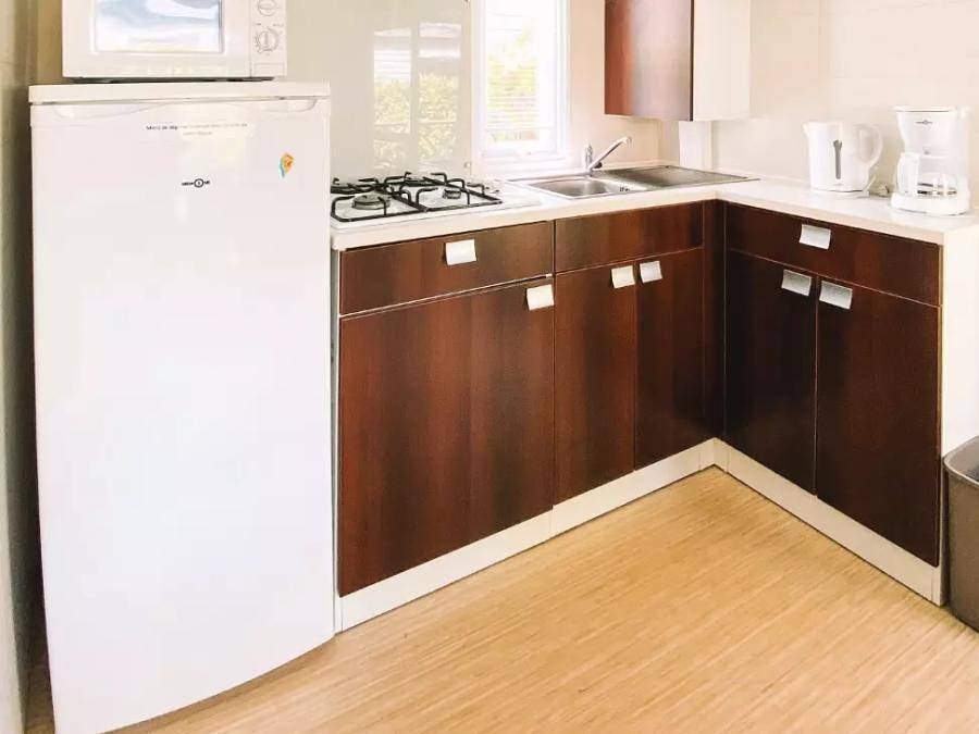 Camping Maeva Escapades de La Geres - Mobilhome 4 personnes - Nouméa 24,50 m² 4 personnes in Surgères, Région de Rochefort