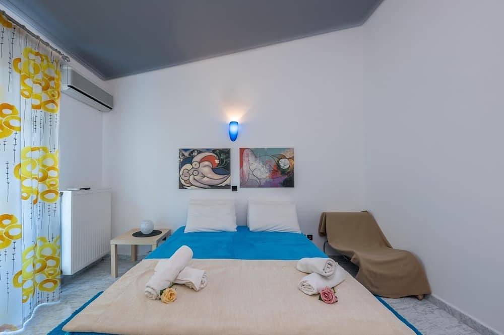 Georgias Private Paradise in Korinthia