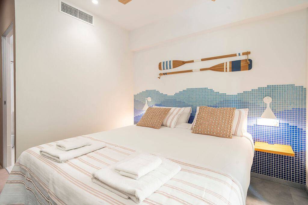 Cabanyal Rooms by Vlc Host 3 in Valencia, Costa de Valencia
