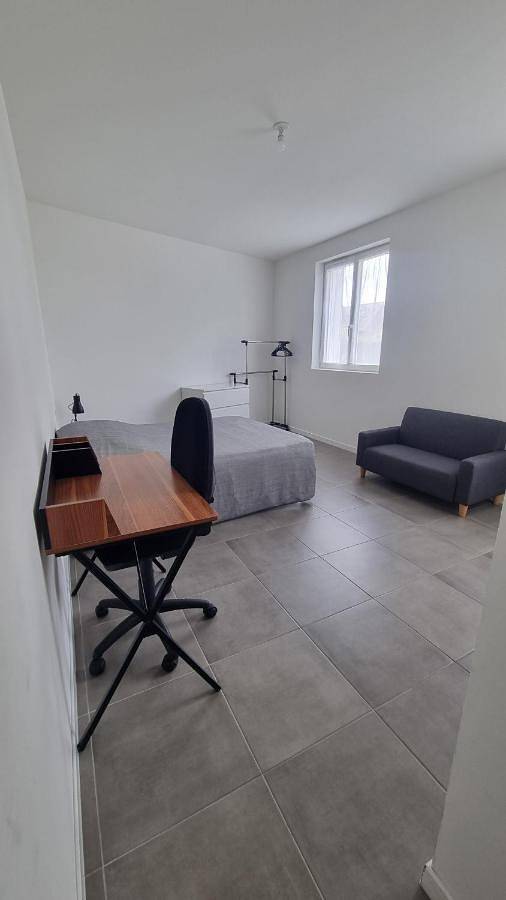 Appartement entier, One-Bedroom Apartment in Lassy, Région de Redon