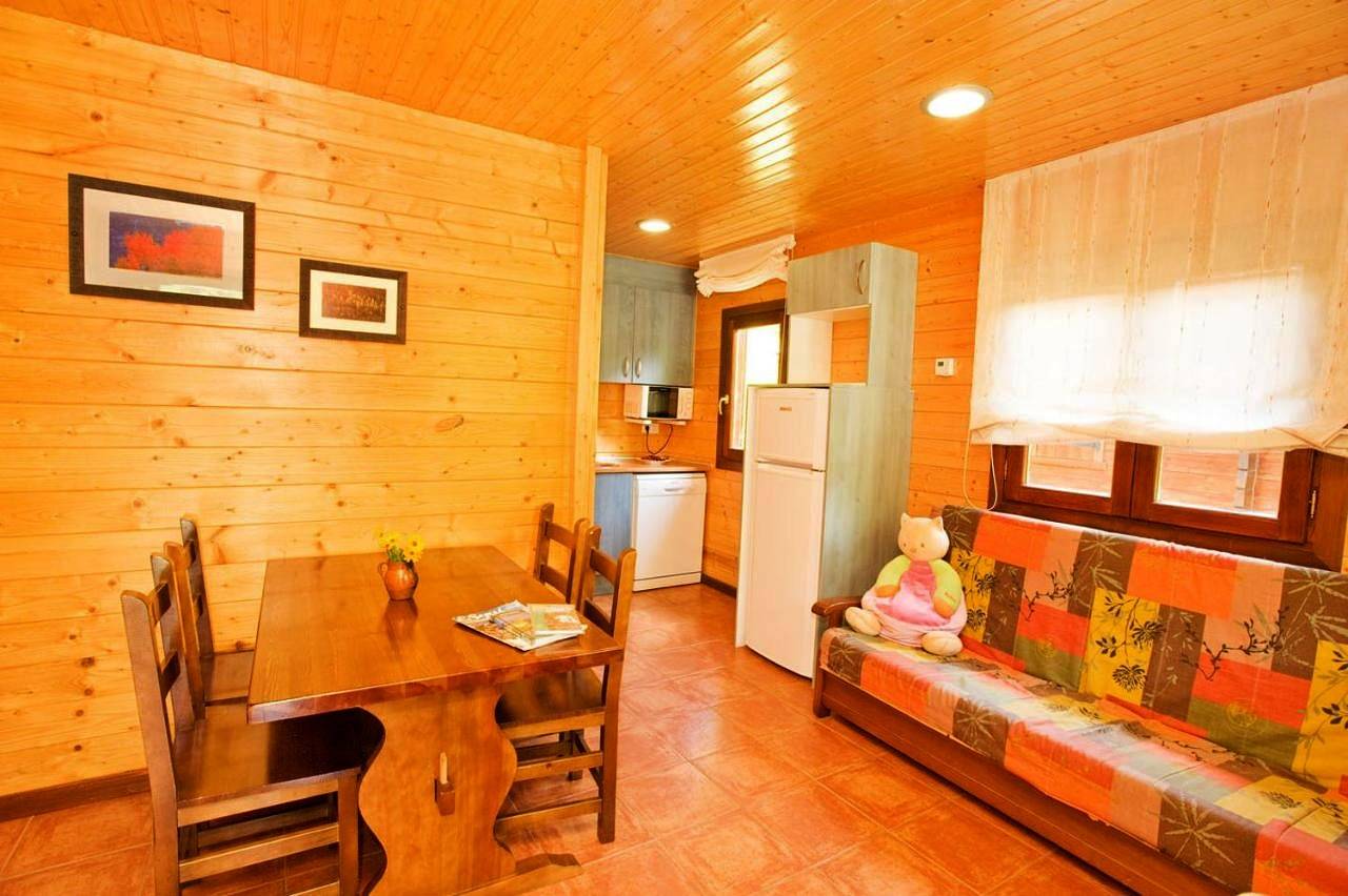 Bungalow (2 Adults) in Sesué, Pirineo Aragonés