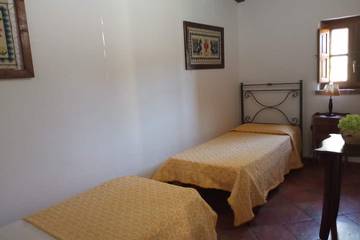 Agriturismo per 5 Persone in Sos Alinos, Orosei, Foto 3