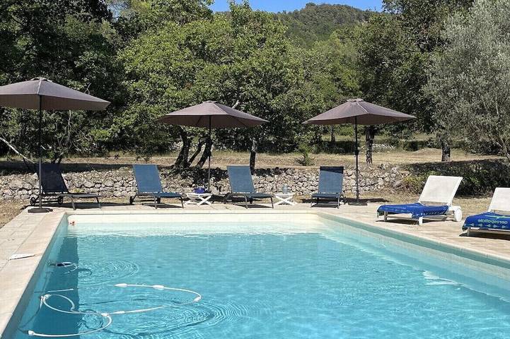 Villa für 7 Personen, mit Whirlpool und Garten - 1