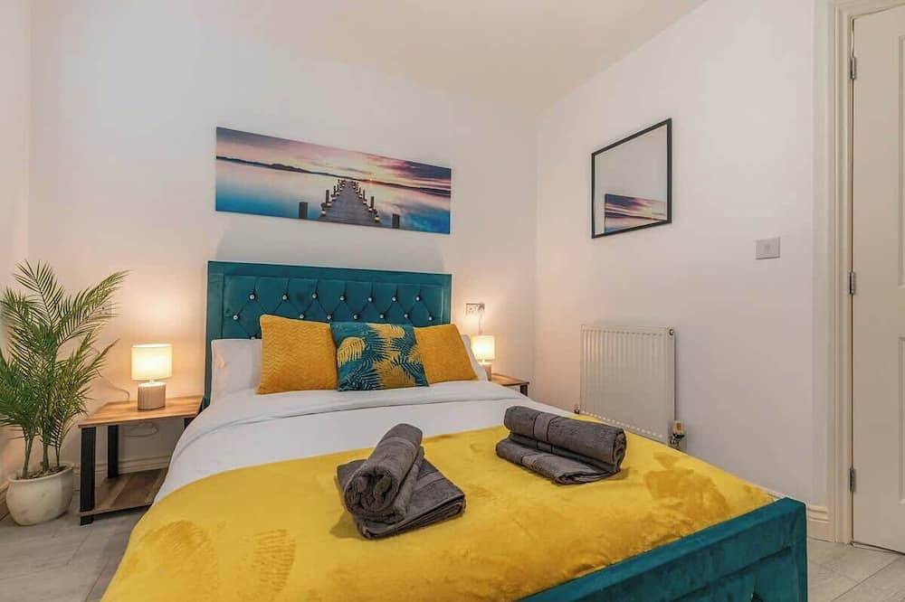 Entire apartment, Winchester City Centre Flat/Sleeps 6/Free Parking in Winchester, South Downs