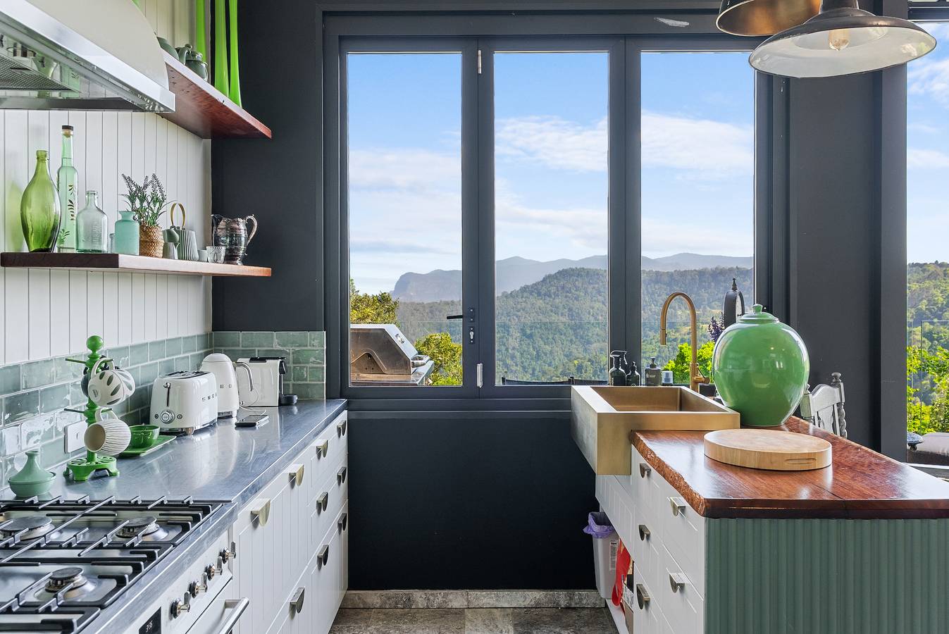 Escape to Serenity in Beechmont Luxurious Cabin Retreat in Queensland