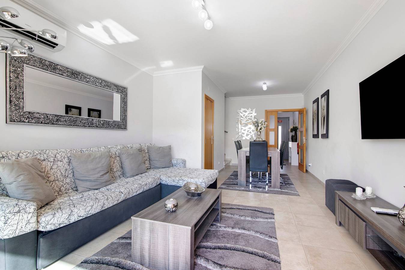Vila Branca - Holidays with Pool, Wi-Fi and Comfort in the Algarve in Albufeira, Faro District