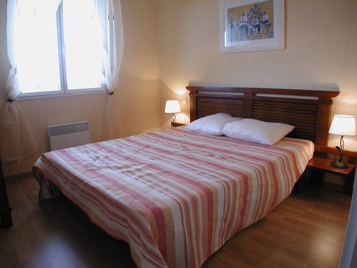 Gîte pour 6 personnes, avec jardin et piscine, animaux acceptés à L'Aiguillon-sur-Vie - 3