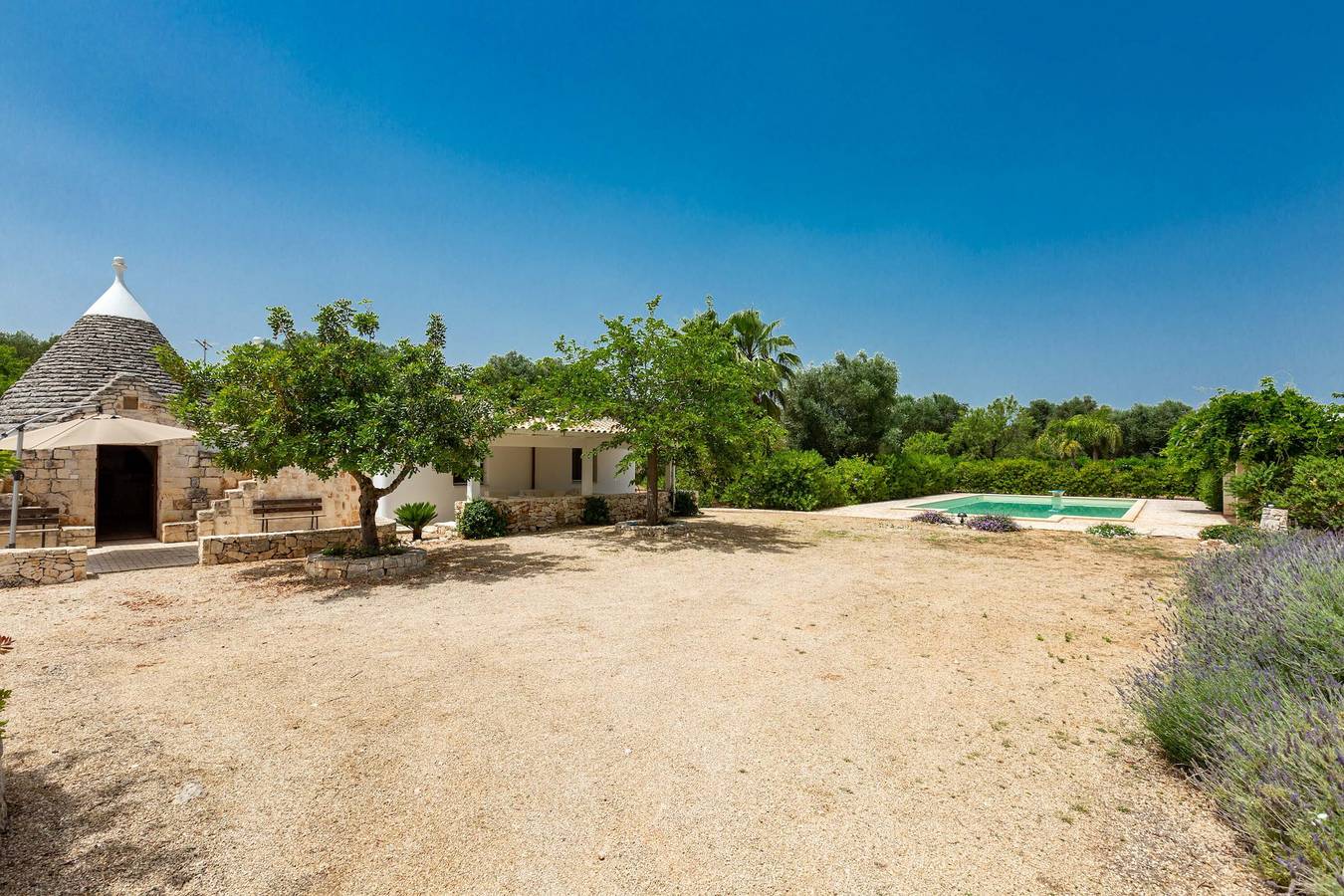 Tenuta Sardella by Perle di Puglia in San Michele Salentino, Salento