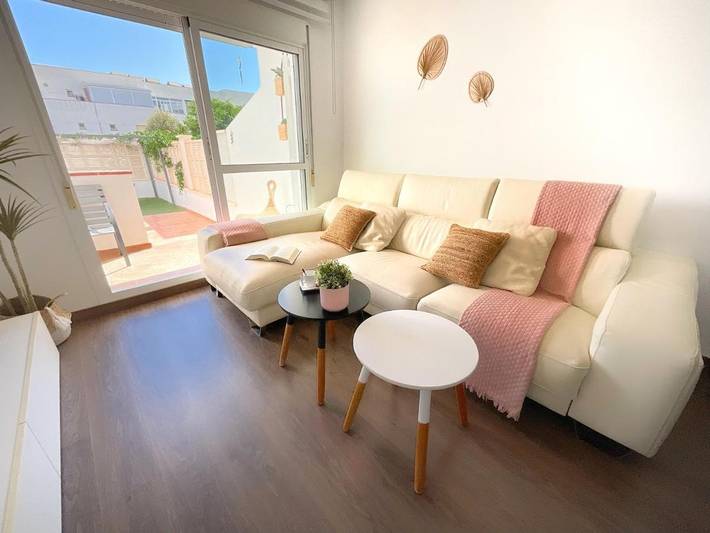 Apartamento de vacaciones para 5 personas, con piscina y jardín - 1