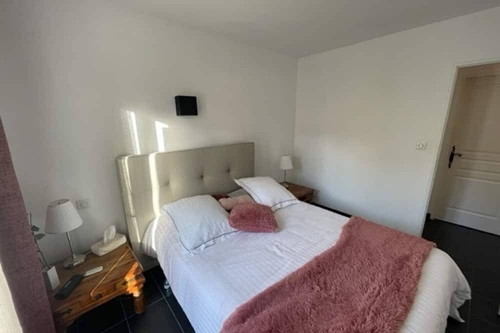 Renovated air-conditioned villa with heated swimming pool in Vidauban, Mediterranean Coast (France)