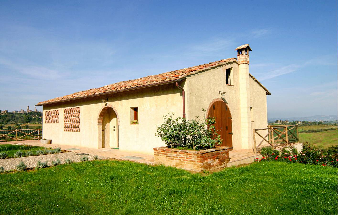 Luxuriöse Wohnung mit Pool und Garten, WiFi, Parkplatz - Montauto 2km in San Gimignano, Siena Provinz