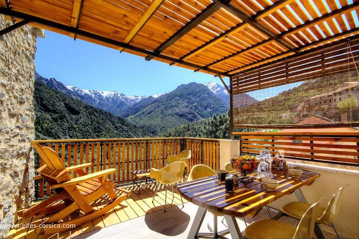 Gîte pour 4 personnes, avec Terrasse et Vue dans Gorges de l'Asco