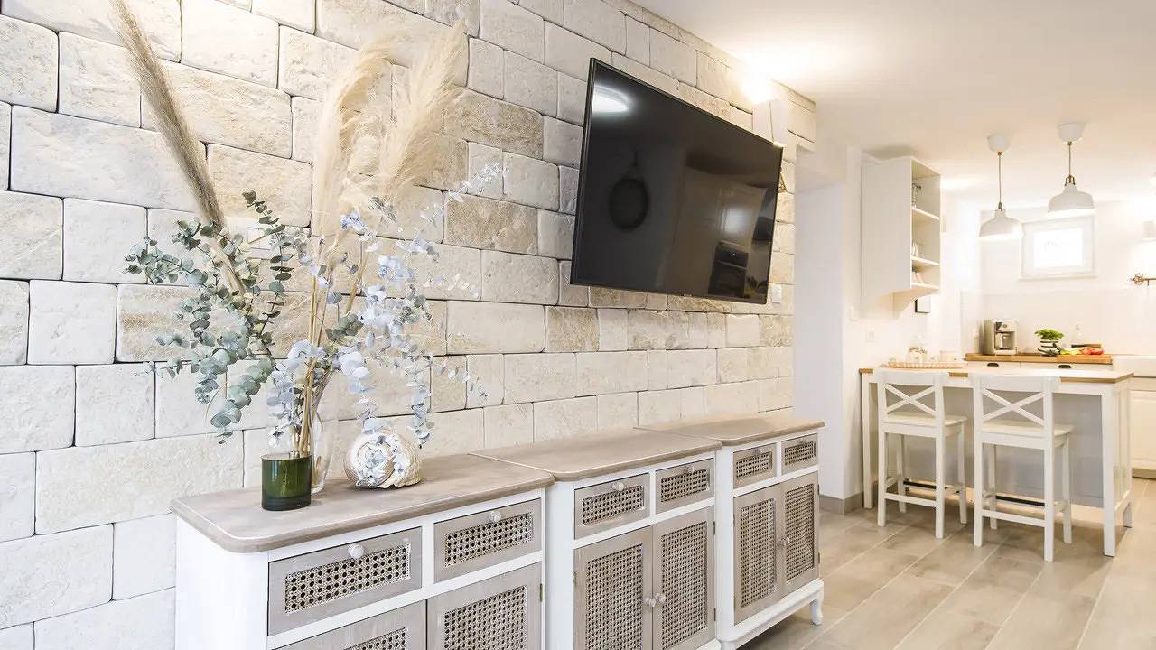 Ganze Ferienwohnung, Ferienwohnung für 9 Personen (93 m²) in Pisak in Pisak, Omis-Riviera