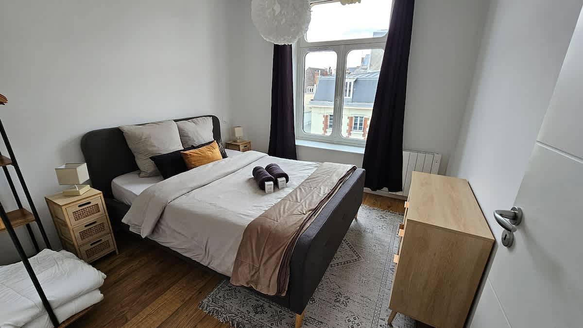 Entire apartment, Elegant apartment in a luxury residence in Arras, Arras region