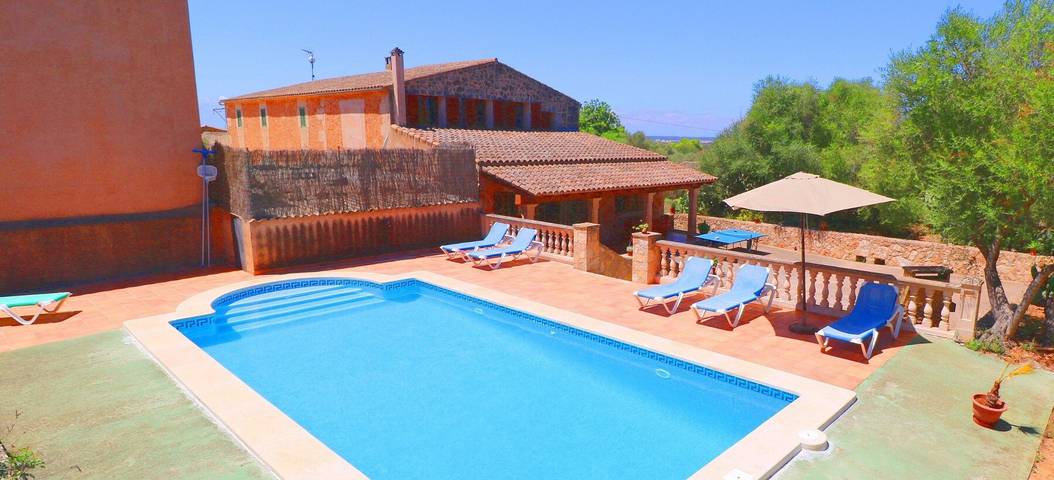 Villa for 5 personer, med have i Campos