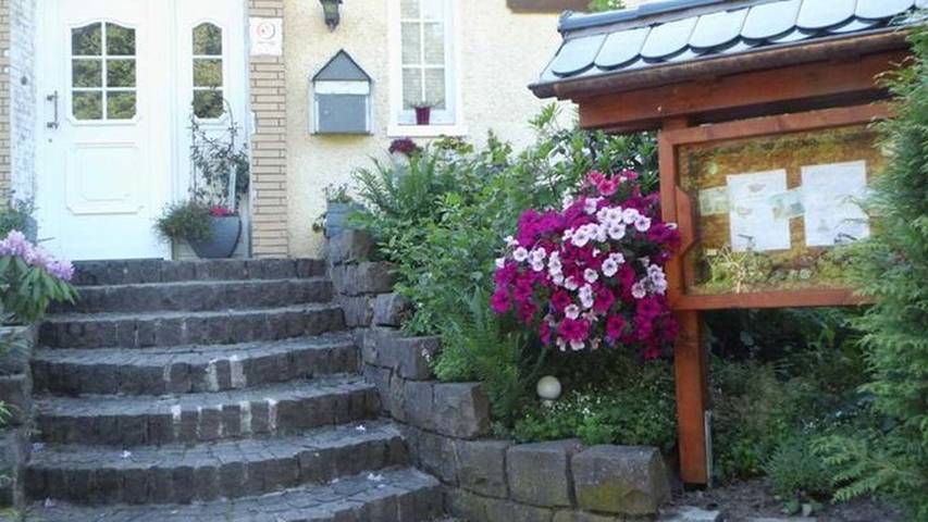 Room for 4 people, with garden, child-friendly - 1
