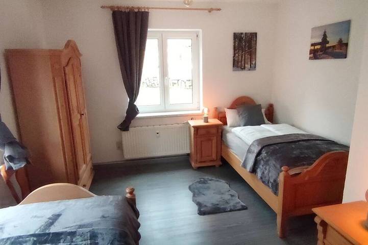 Ferienwohnung für 4 Personen in Geyer