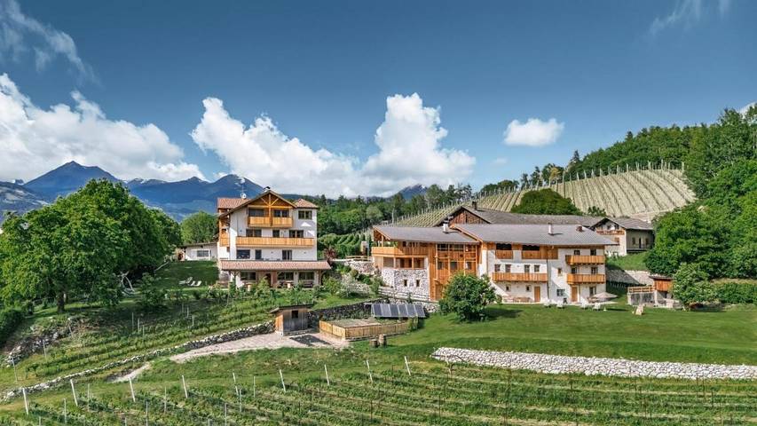 Chalet für 5 Personen, mit Ausblick und Garten in Südtirol